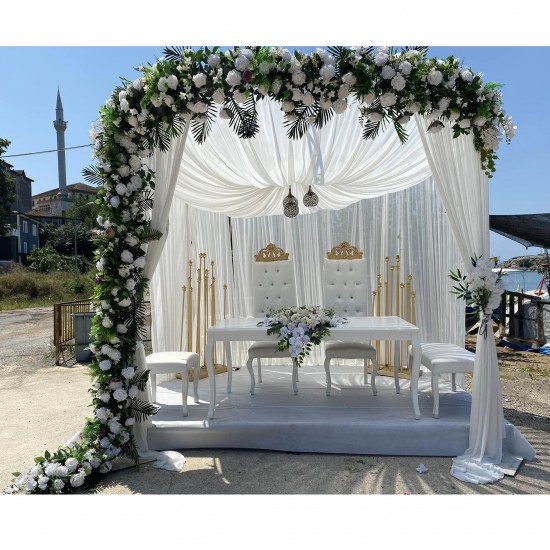 Beyaz Çiçekli Gazebo Beyaz Çiçekli Gazebo