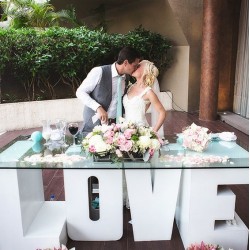 Love Masa Ahşap