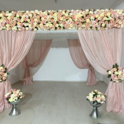 Çiçekli Gazebo